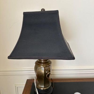 Table lamp