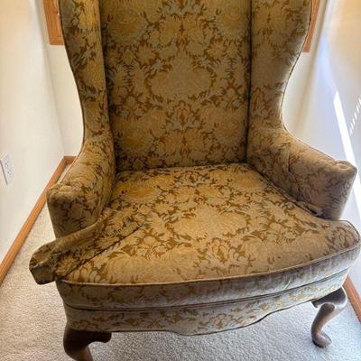 Accent chair