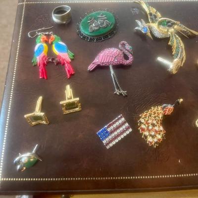 Broaches 