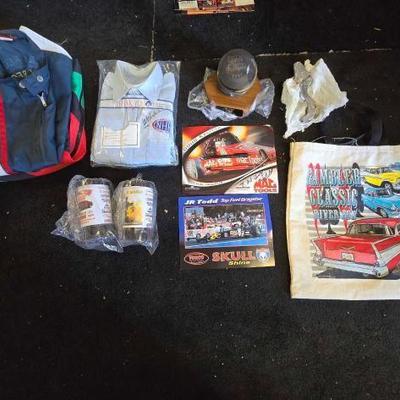 #10494 • Classic Car Memorabilia
