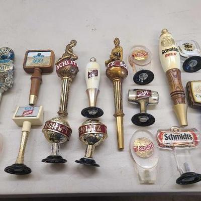 #1112 • (16) Beer Tap Handles
