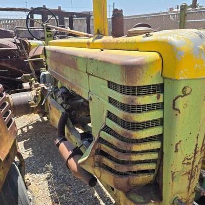#64 • John Deere Tractor
