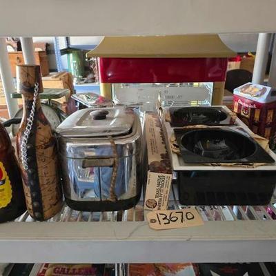 #13670 • Vintage Scale Vintage Toaster Cracker jack Can & more
