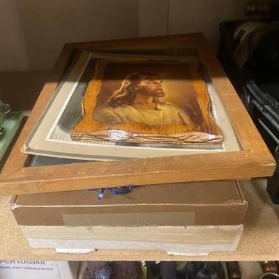 #50090 • Ronald Reagan Memorabilia Babe Ruth Picture Jesus Picture The U.S Silver Dollar Society Folders
