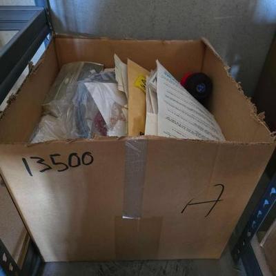 #13500 • Misalaneous Box Lot
