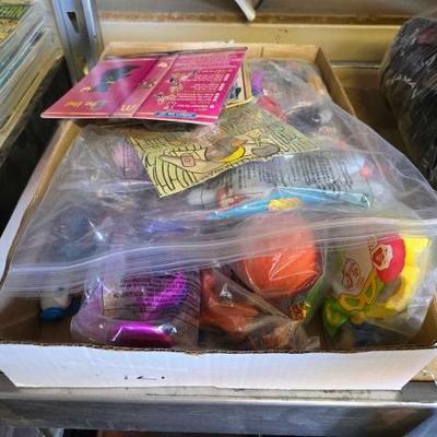 #10484 • Box of Miscellaneous Toy
