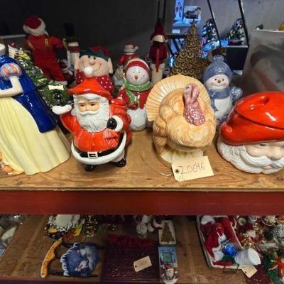 #20646 • Seven glass Cookie jars, Santa figuring

