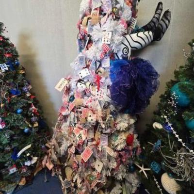 #20036 • Christmas Tree
