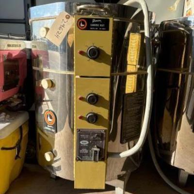 #24624 • Duncan Ceramic Kiln
