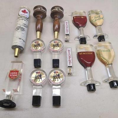 #1096 • (14) Beer Tap Handles
