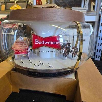 #10479 • Budweiser "Clydesdale Parade" Carousel Motion Globe Light
