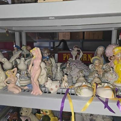 #13680 • Porcelain Collection
