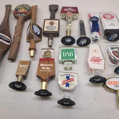 #1090 • (15) Beer Tap Handles
