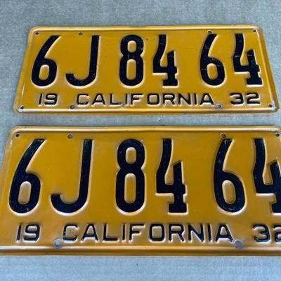 #6502 • Pair of 1932 California Licenses Plates
