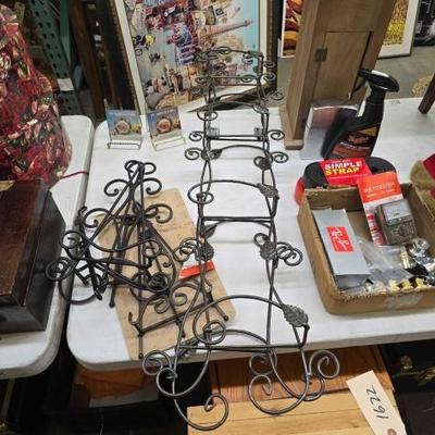 #1614 • Plate Displays
