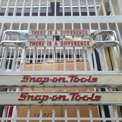 #10032 • Snap-on License Plate Cover Set
