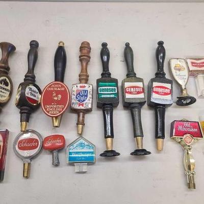 #1086 • (15) Beer Tap Handles
