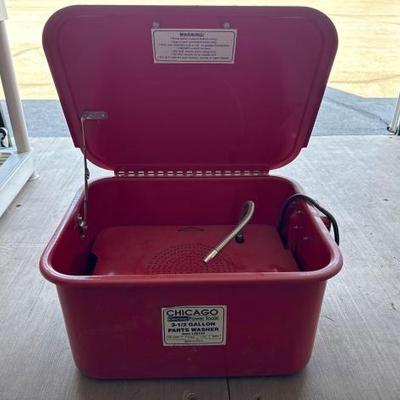 #24382 • Chicago Electric Power Tools 3-1/2 Gallons Parts Washer
