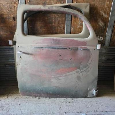 #2806 • (2) Classic Vehicle Doors
