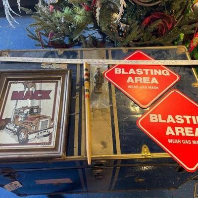 #20604 • Mack Truck Mirror Polo Stake Samurai Warrior 2 Blasting Area Signs and Yard Stick

