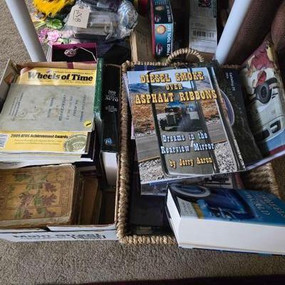 #60520 • Books and Magazines
