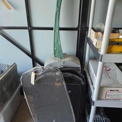 #24304 • 3 Radiators 1 Car Grill & metal Side Panel
