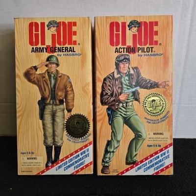 #10442 • (2) Vintage GI.JOE Action Pilot, Action General
