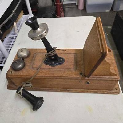 #1974 • Kellogg Antique Wall Mount Oak Hand-Crank Telephone
