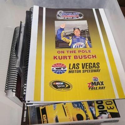 #1170 • Racing Fan Guide/Media Guide Collection
