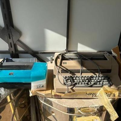 #24626 • Smith Corona Electronic Typewriter & Epson Stylus printer
