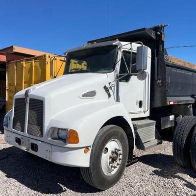 #137 • 2004 Kenworth T300 Dump Truck
