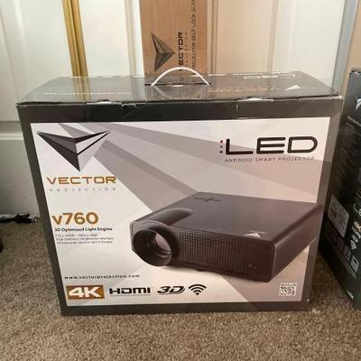 #60106 • Vector v760 Projector and Projector Screen
