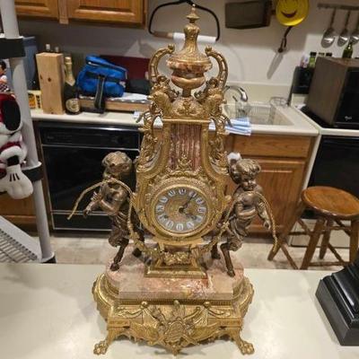 #60826 • Vintage Imperial Mantel Clock

