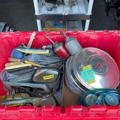 #6600 • Tote of Hub Caps Older Oil Cans 71 Mustang Side Mirrors
