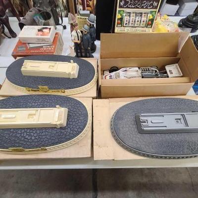 #1036 • (1) Olsonite Eagle Race Car Decanter and (3) Platforms
