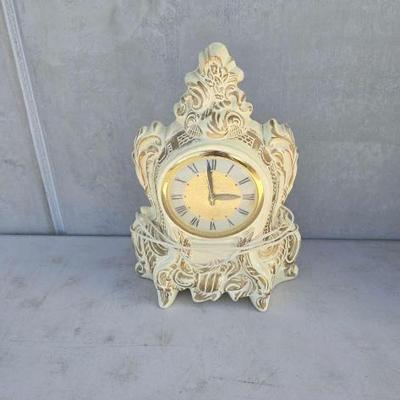 #13048 • Vintage Self-Starting Clock
