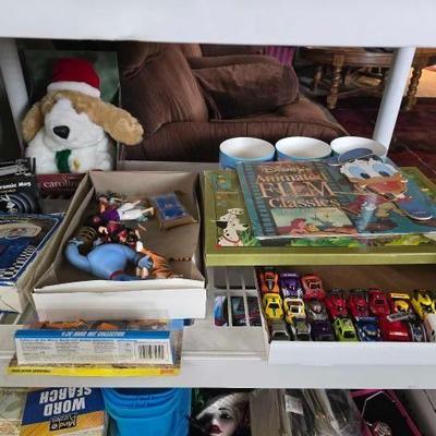#60516 • Toy Collection
