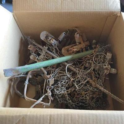 #13062 • Vintage Animal Traps
