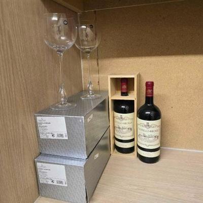 #50310 • 2 Decorative Castello DI Brolio Wine Bottles and 2 Wine Glasses
