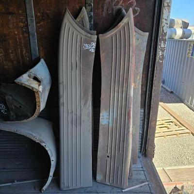 #2830 • 2 Classic Vehicle Side Steps
