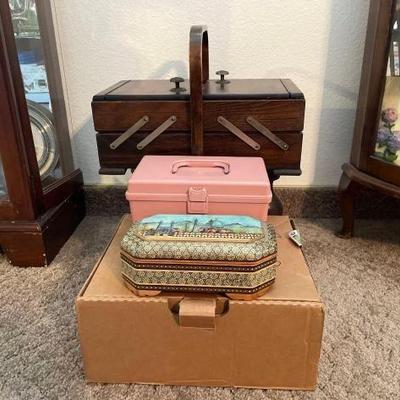 #60070 • Sewing Kit Wooden Sewing Kit and Box of Yarn
