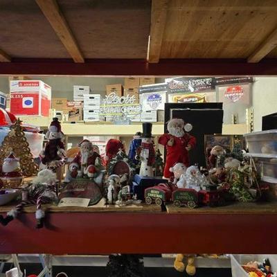 #20626 • Christmas Lot
