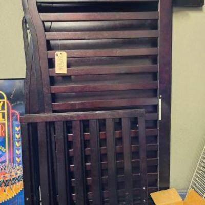 #20536 • Baby Crib
