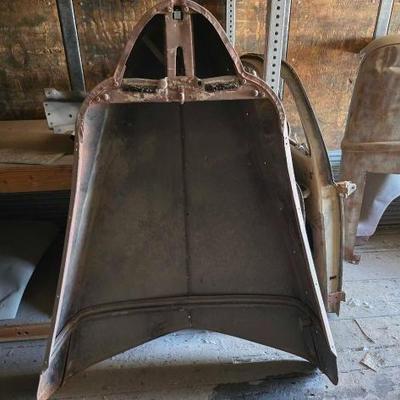 #2812 • 1 Classic Car Hood
