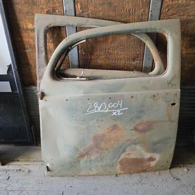 #2804 • (2) Classic Vehicle Doors
