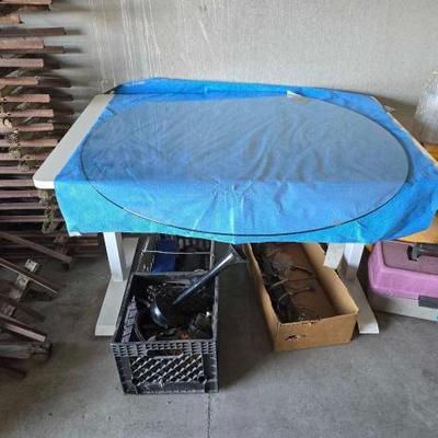 #6010 • Table and Round Glass Top
