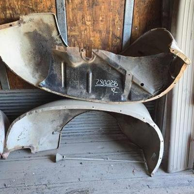 #2828 • 2 Classic Vehicle Front Fenders
