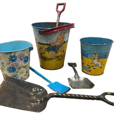 Vintage Tin Childrens Beach, Sandcastle Toys
