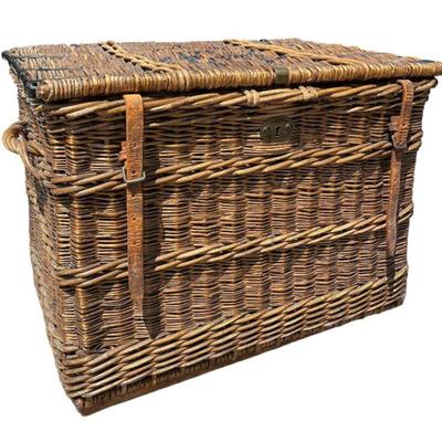 Large French Laundry Wicker Basket