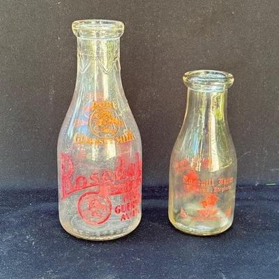 Rose gill Farm Milk Bottle , Urbanna ,-